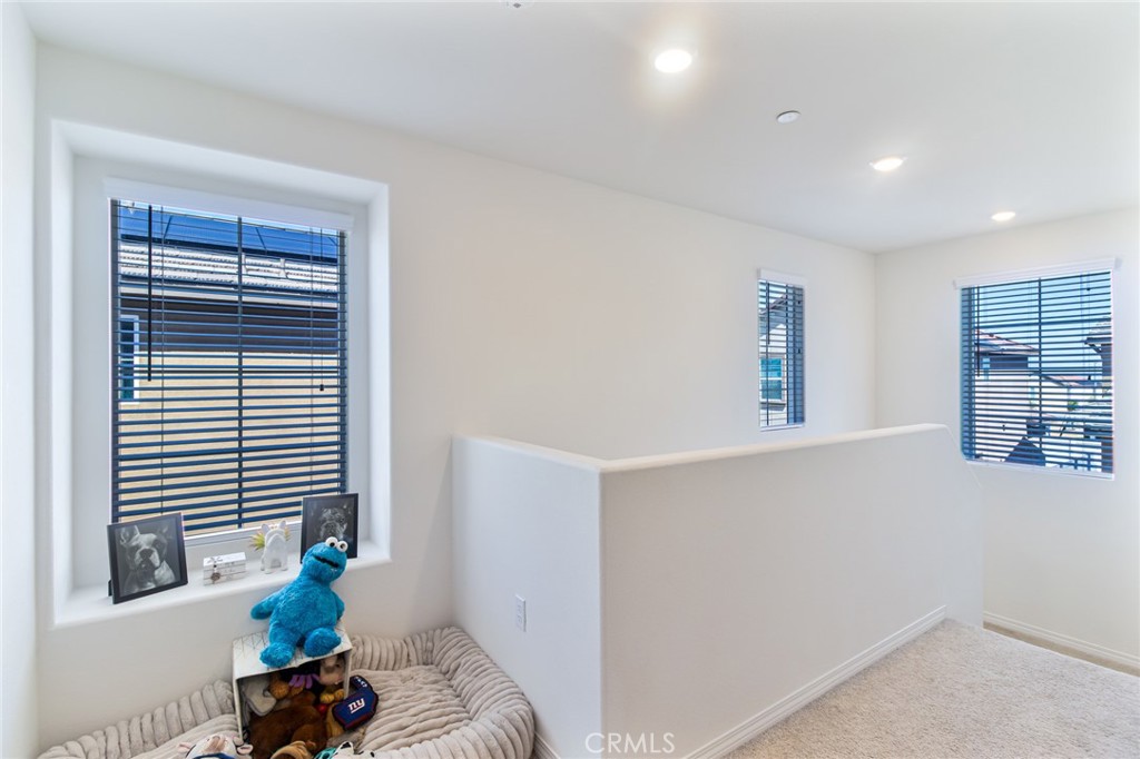 2448 Powell Drive Rialto, CA 92377 - Photo 7 of 33