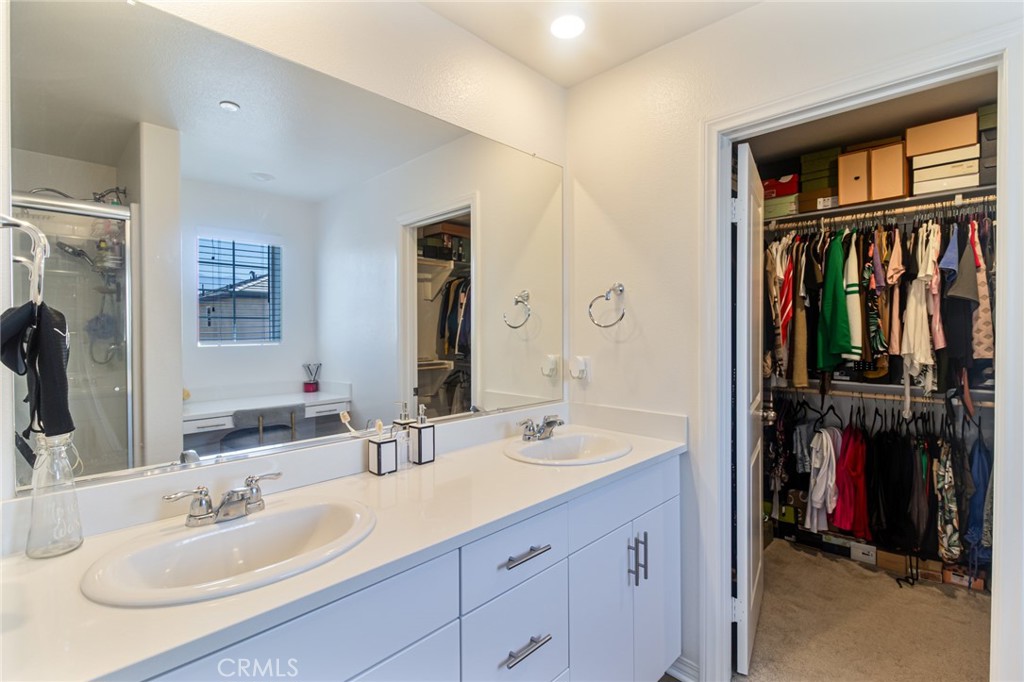 2448 Powell Drive Rialto, CA 92377 - Photo 10 of 33