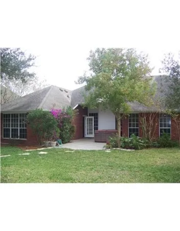 $2,100 | 7725 Valley View Drive, Corpus Christi, TX 78413