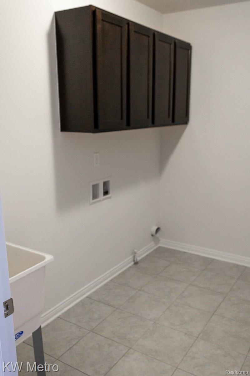 30712 Bradmore Road Warren, MI 48092 - Photo 17 of 17 Dawson Example Laundry Room Options