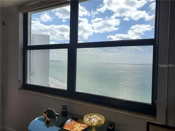 $6,000 | 1050 Longboat Club Road, Unit 1006, Longboat Key, FL 34228