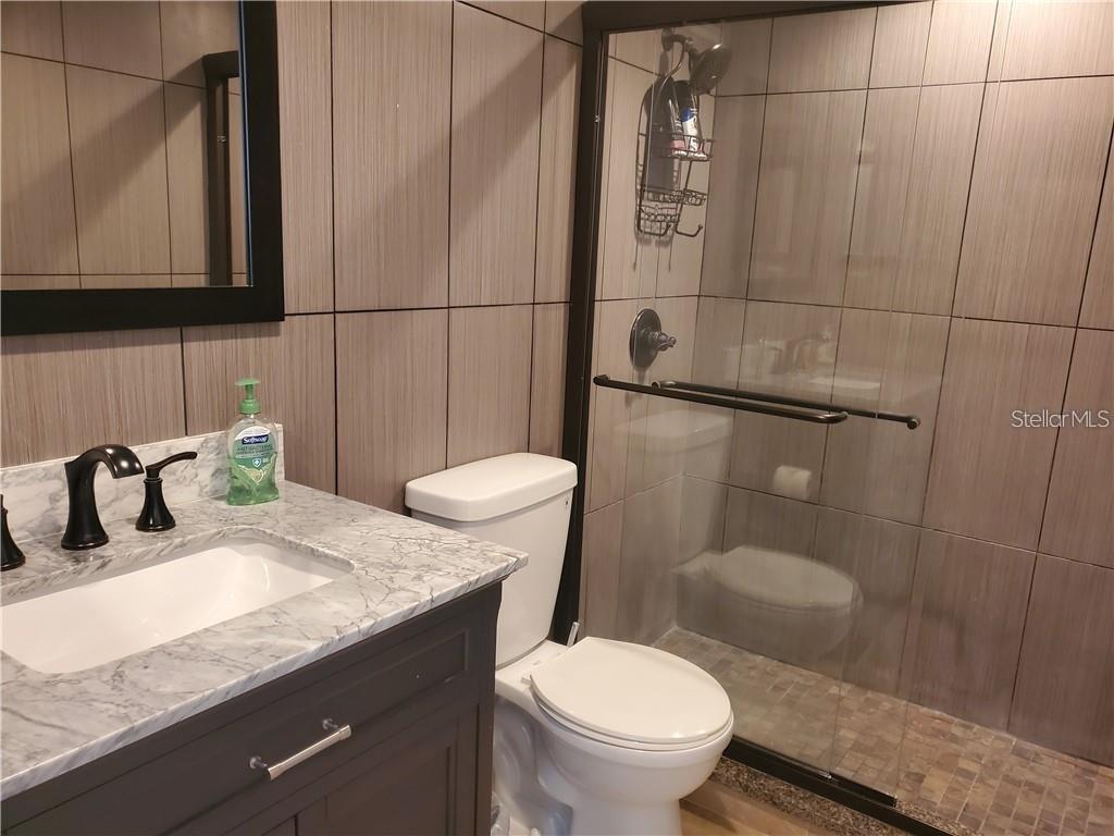 1050 Longboat Club Road, Unit 1006 Longboat Key, FL 34228 - Photo 22 of 41