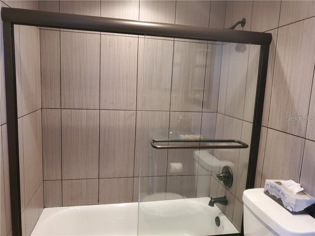 1050 Longboat Club Road, Unit 1006 Longboat Key, FL 34228 - Photo 30 of 41