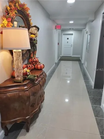 $6,000 | 1050 Longboat Club Road, Unit 1006, Longboat Key, FL 34228