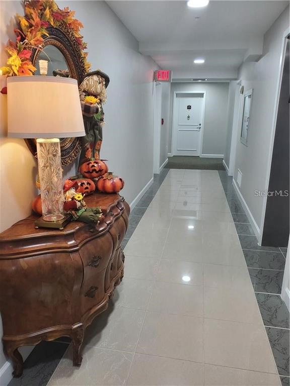 1050 Longboat Club Road, Unit 1006 Longboat Key, FL 34228 - Photo 31 of 41