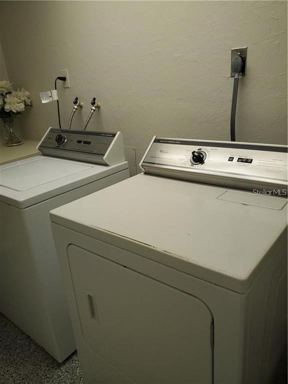 1050 Longboat Club Road, Unit 1006 Longboat Key, FL 34228 - Photo 32 of 41