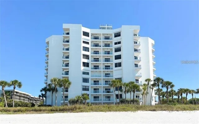 $6,000 | 1050 Longboat Club Road, Unit 1006, Longboat Key, FL 34228