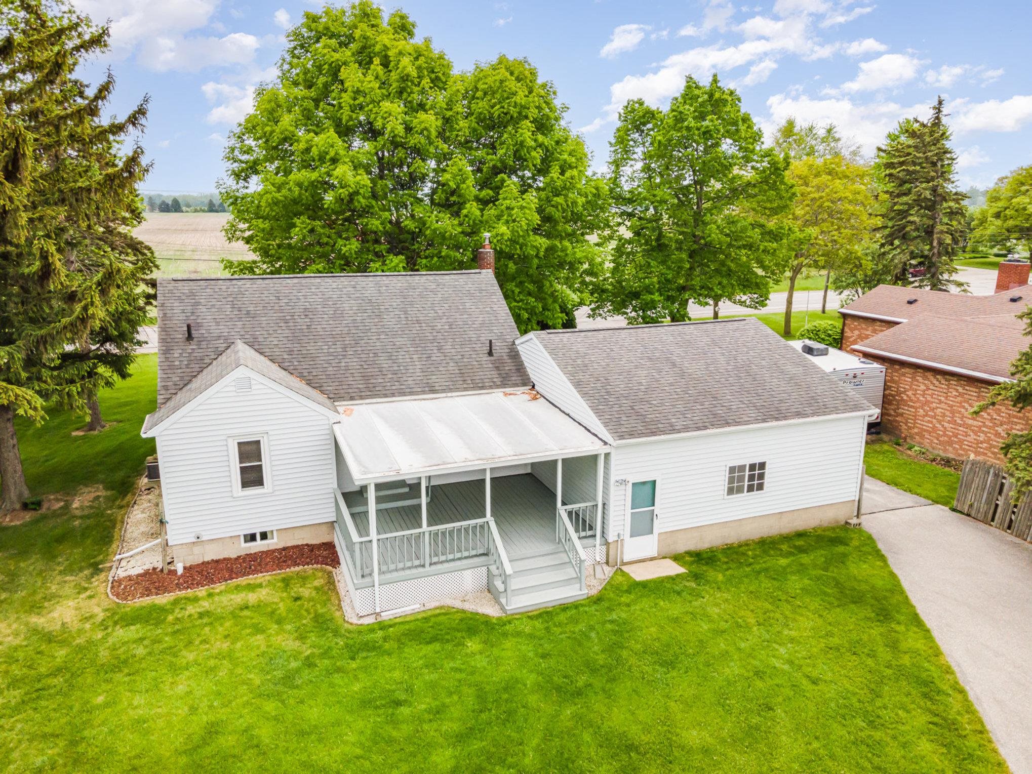 1725 Midland Road Bay City, MI 48706 - Photo 33 of 40 Gallery Image 33
