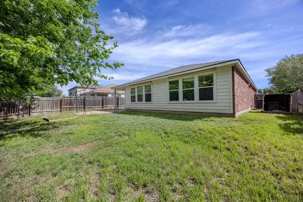 $2,100 | 789 Kingfisher Lane, Leander, TX 78641