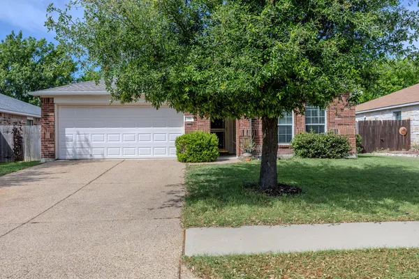 $2,100 | 789 Kingfisher Lane, Leander, TX 78641