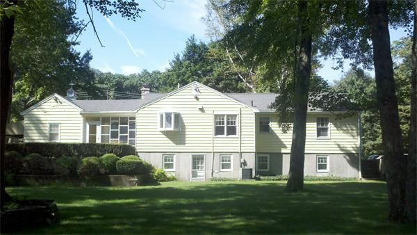 994 Providence Road Northbridge, MA 01588 - Photo 5 of 16 Gallery Image 5