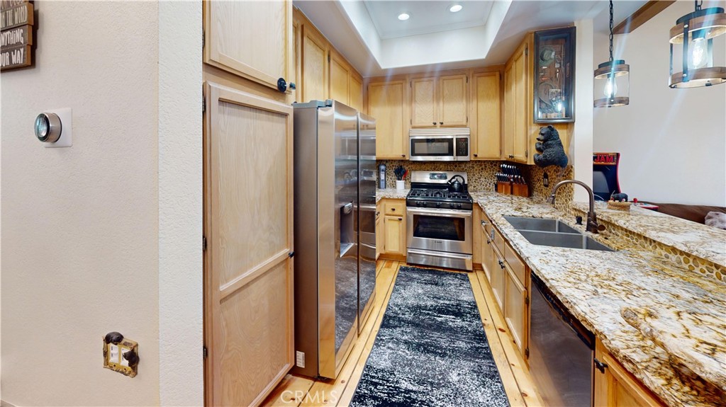 755 Cienega Road, Unit B Big Bear Lake, CA 92315 - Photo 18 of 33