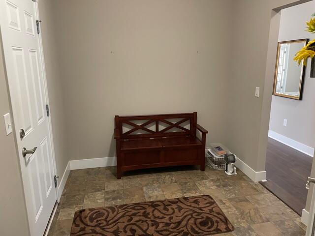 2320 East Mt Garfield Road Muskegon, MI 49444 - Photo 5 of 41 IMG_4502