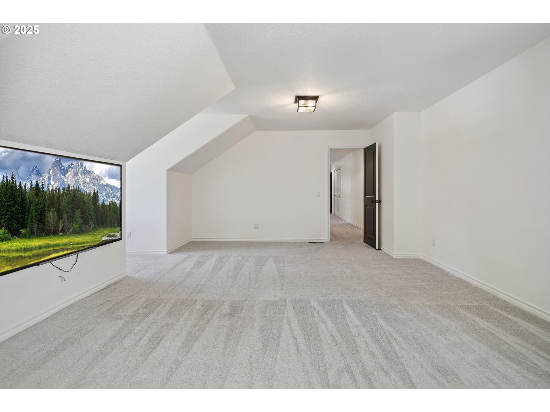 12723 Southwest Adrian Court Lake Oswego, OR 97034 - Photo 34 of 48