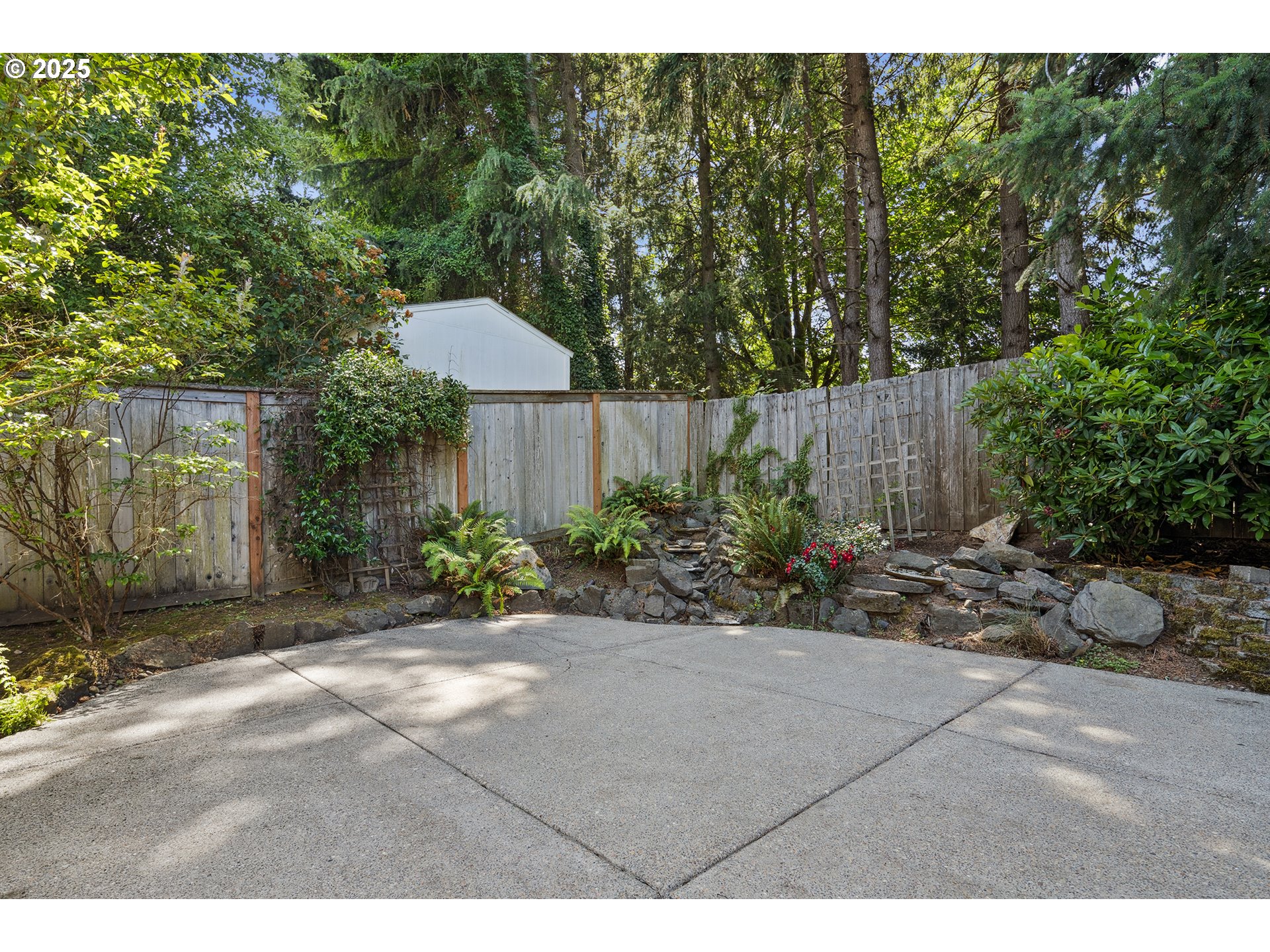 12723 Southwest Adrian Court Lake Oswego, OR 97034 - Photo 47 of 48