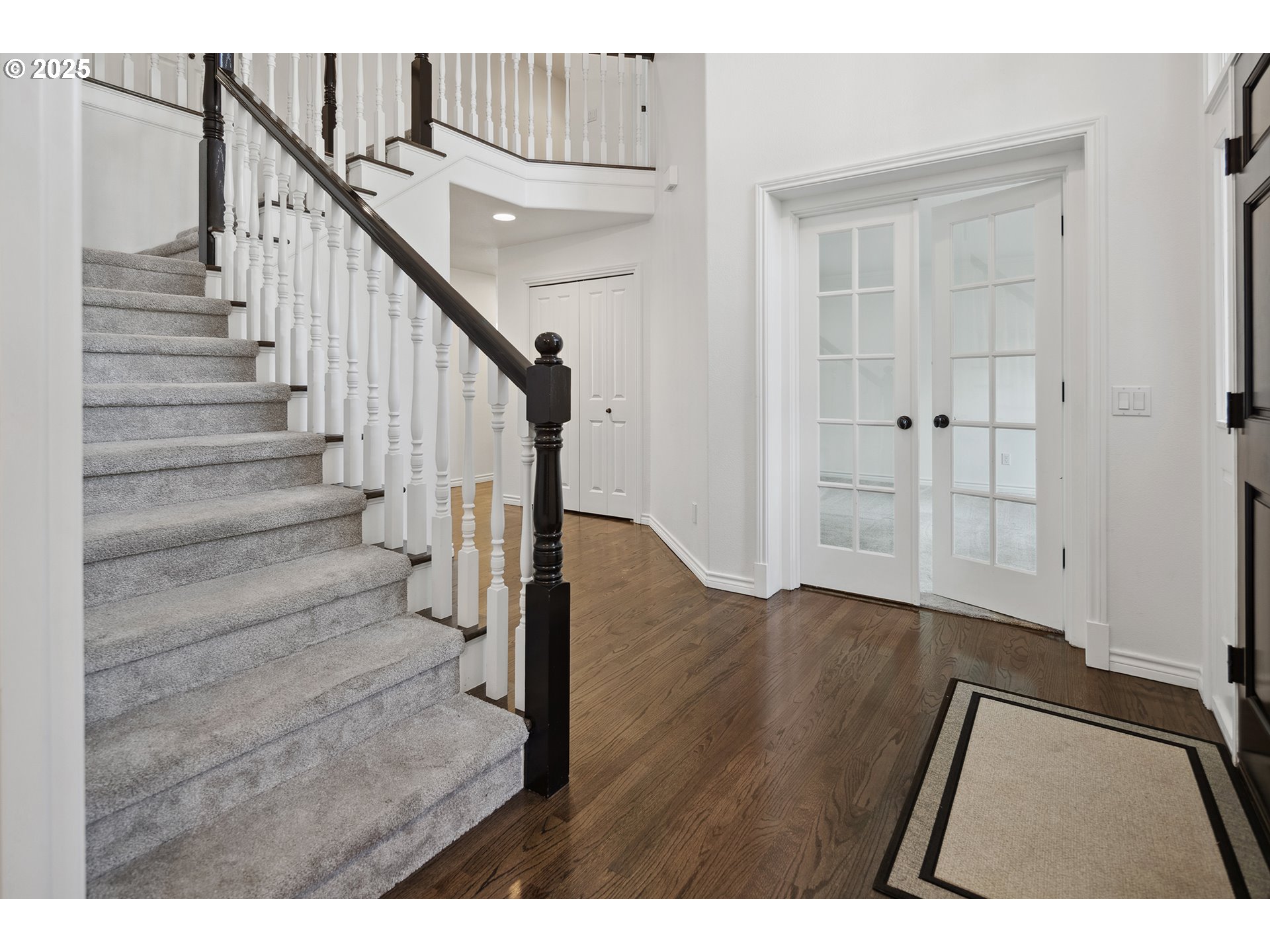 12723 Southwest Adrian Court Lake Oswego, OR 97034 - Photo 6 of 48