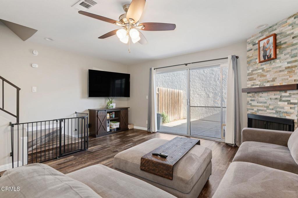 3175 Kelp Lane Oxnard, CA 93035 - Photo 3 of 3