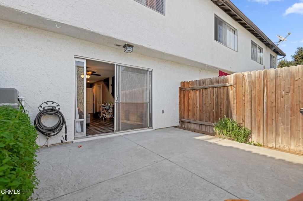 3175 Kelp Lane Oxnard, CA 93035 - Photo 8 of 15 a view of a room with a backyard