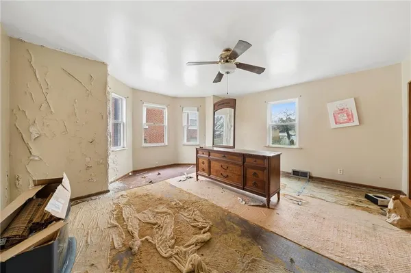 $549,900 | 425 South Winebiddle Street, Pittsburgh, PA 15224