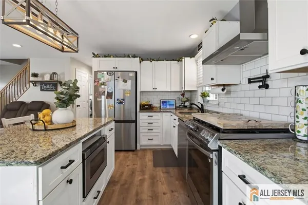 $516,000 | 78 Johnson Street, Fords, NJ 08863