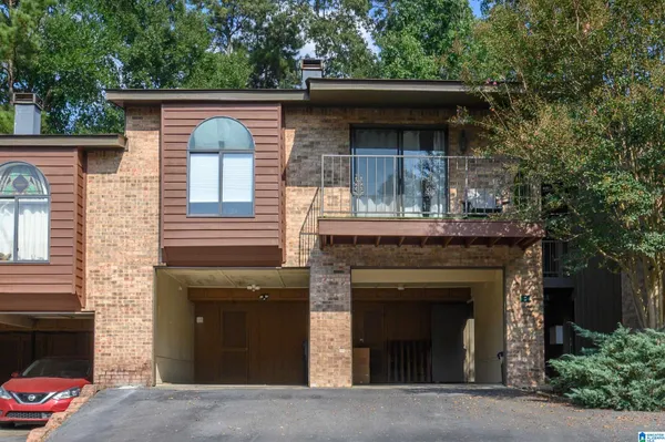 $192,000 | 229 E Green, Unit 229, Vestavia Hills, AL 35243