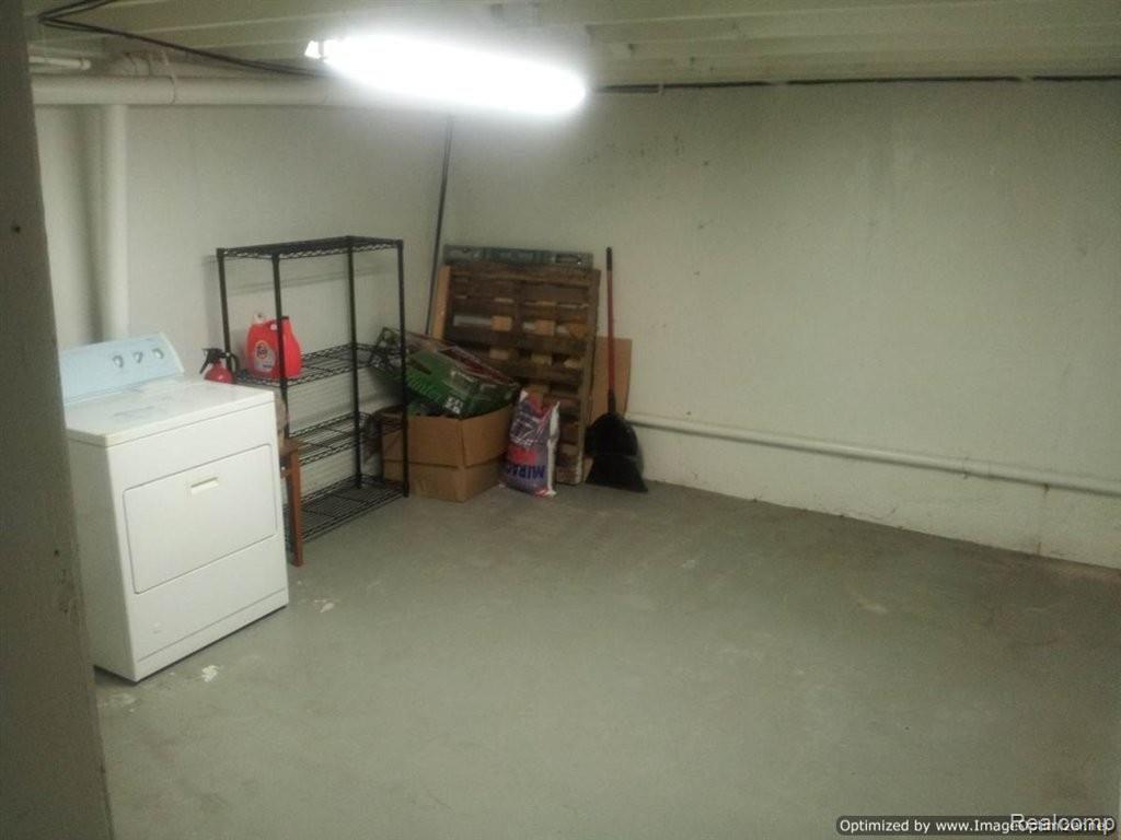 739 West Maple Road Clawson, MI 48017 - Photo 2 of 9 20121017_202645.jpg