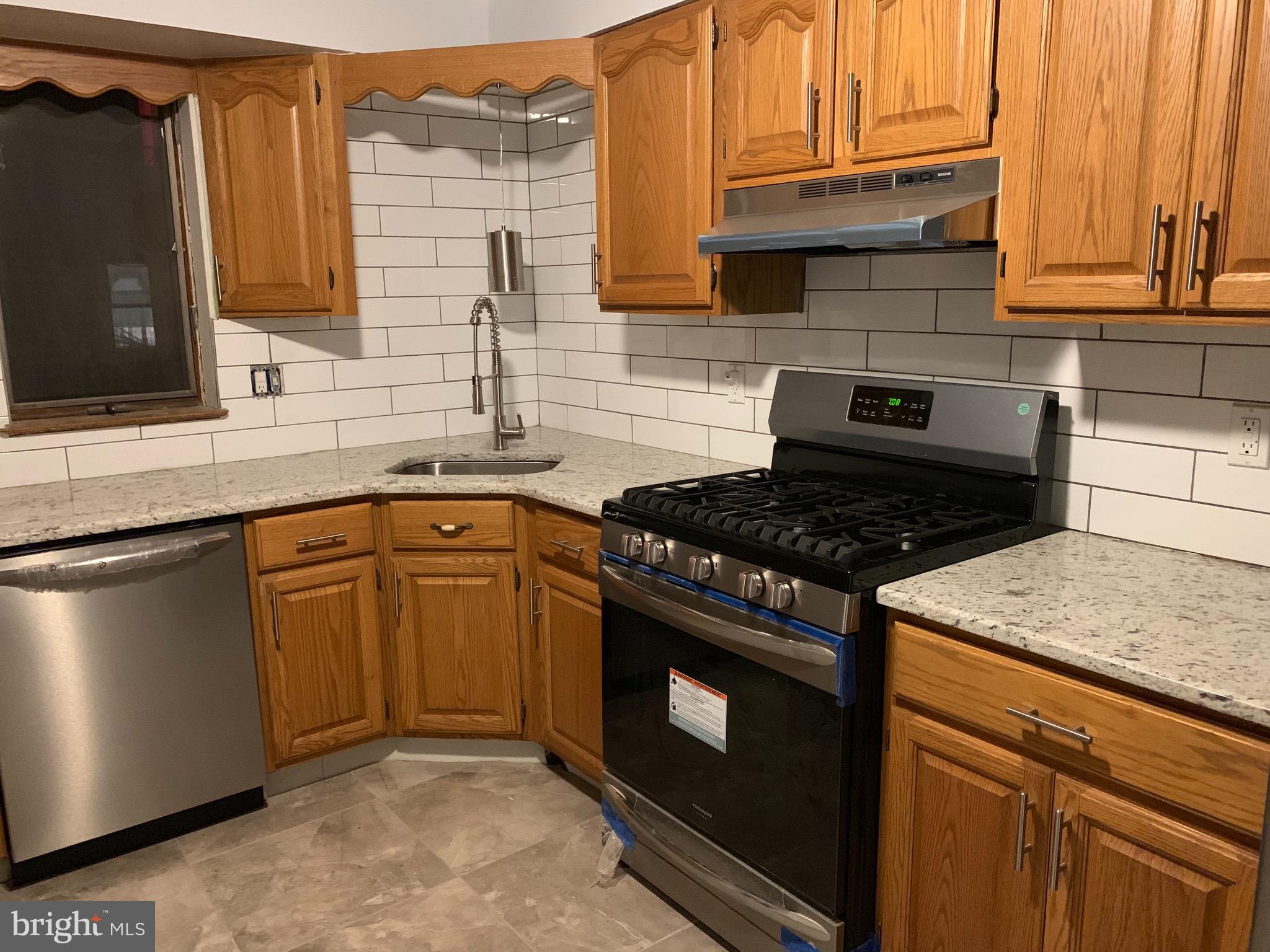 5407 Rutland Street Philadelphia, PA 19124 - Photo 6 of 17 Gallery Image 6