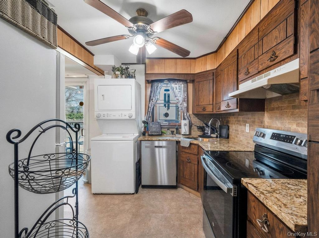 45 Dogwood Road West Islip, NY 11795 - Photo 11 of 20