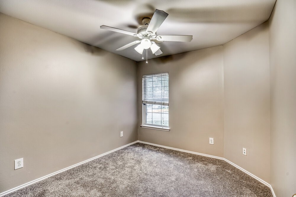 12114 English Brook Circle Humble, TX 77346 - Photo 13 of 16