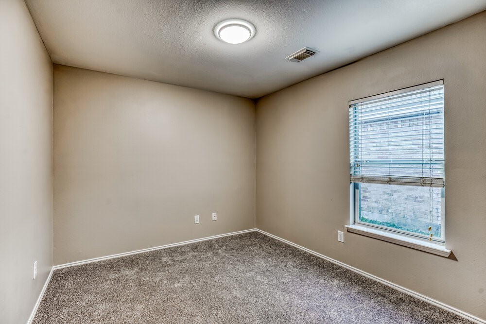 12114 English Brook Circle Humble, TX 77346 - Photo 14 of 16