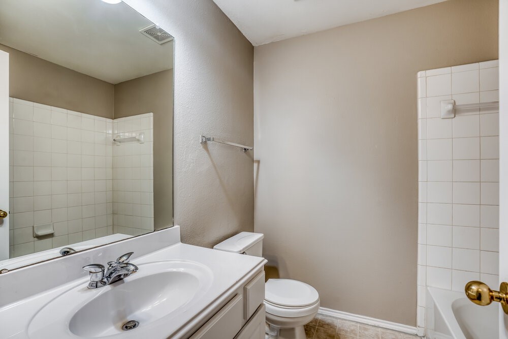 12114 English Brook Circle Humble, TX 77346 - Photo 15 of 16