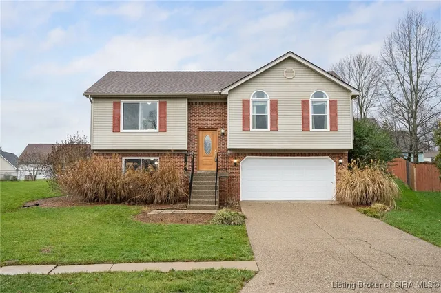 $325,000 | 4509 Chris Court, New Albany, IN 47150