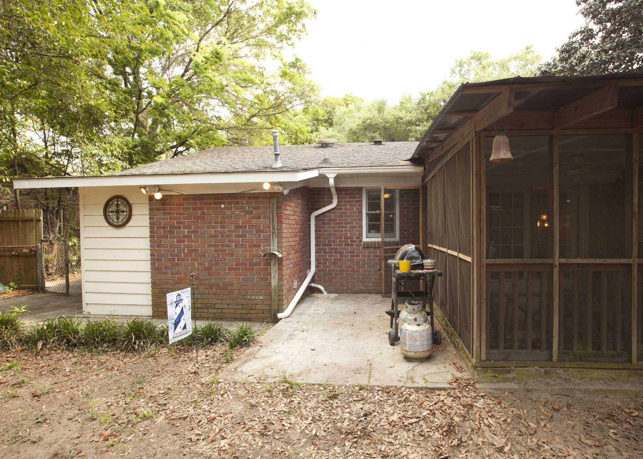 1430 Fort Johnson Road Charleston, SC 29412 - Photo 36 of 37 1032_