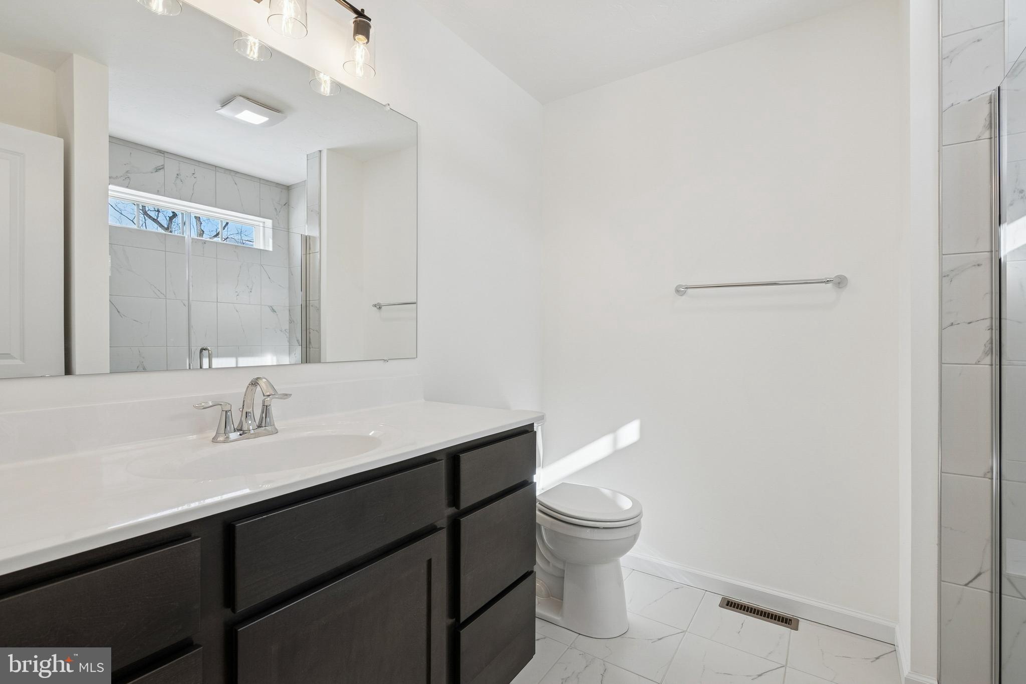 1280 Maple Lane, Unit 10 Hanover, PA 17331 - Photo 23 of 28