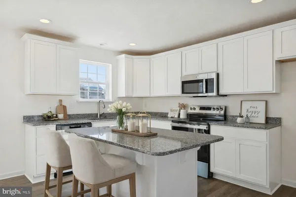 $394,900 | 1280 Maple Lane, Unit 10, Hanover, PA 17331