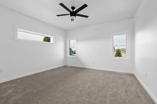 $539,900 | 633 Lewis Court, Holmen, WI 54636