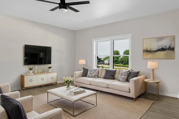 $539,900 | 633 Lewis Court, Holmen, WI 54636