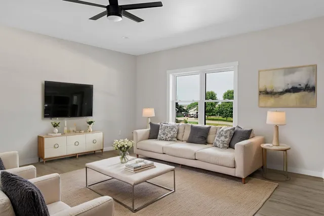 $539,900 | 633 Lewis Court, Holmen, WI 54636