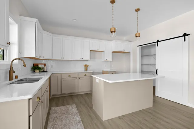 $539,900 | 633 Lewis Court, Holmen, WI 54636