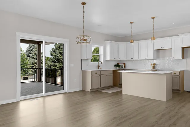 $539,900 | 633 Lewis Court, Holmen, WI 54636