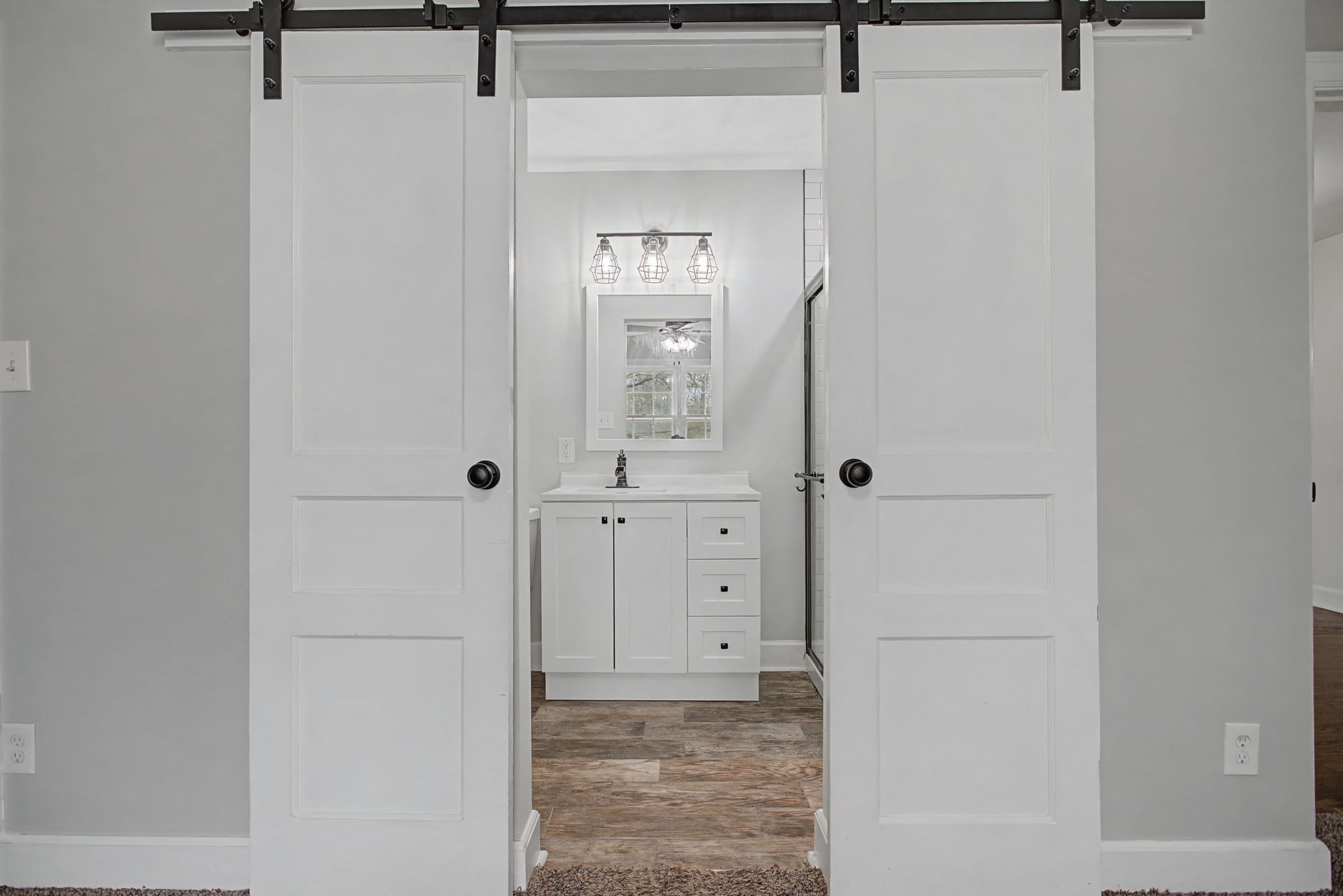 107 Cherry Street Centerville, TN 37033 - Photo 23 of 33 a view of a bathroom from a hallway