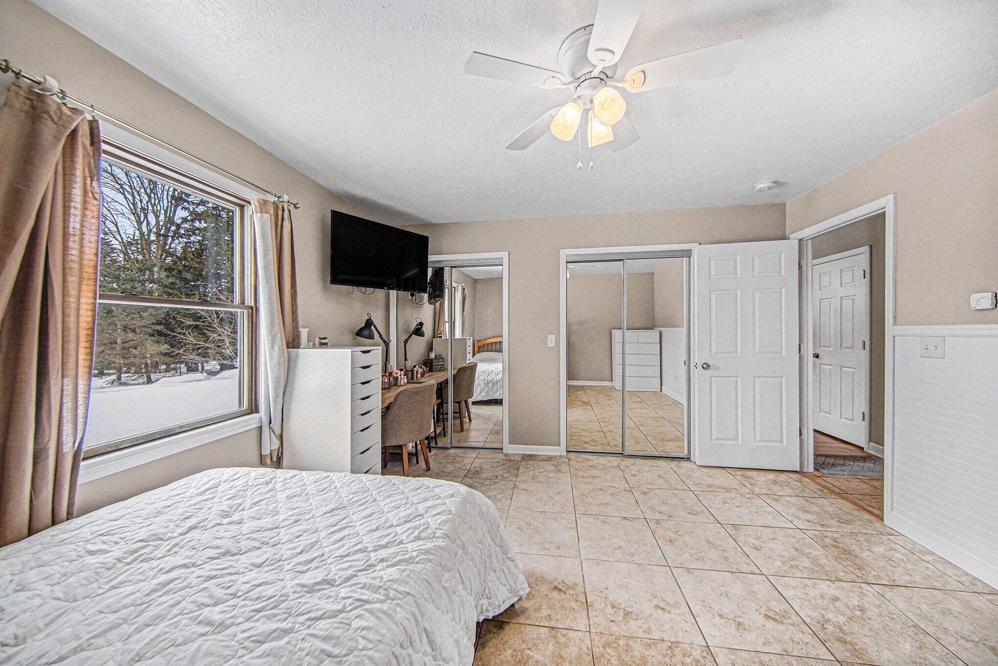 4387 East Berry Road Pleasant Lake, MI 49272 - Photo 21 of 31 20