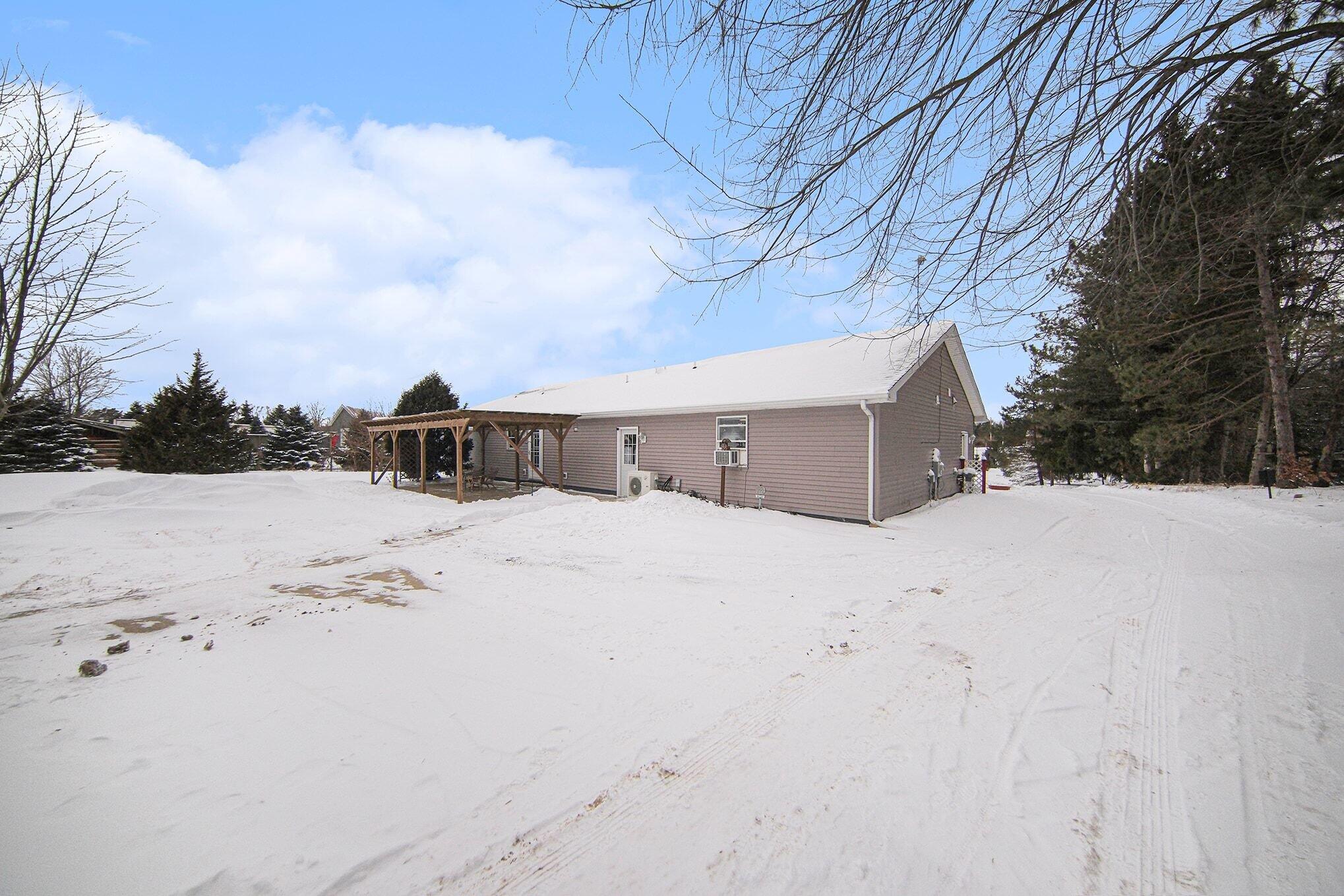 4387 East Berry Road Pleasant Lake, MI 49272 - Photo 26 of 31 24