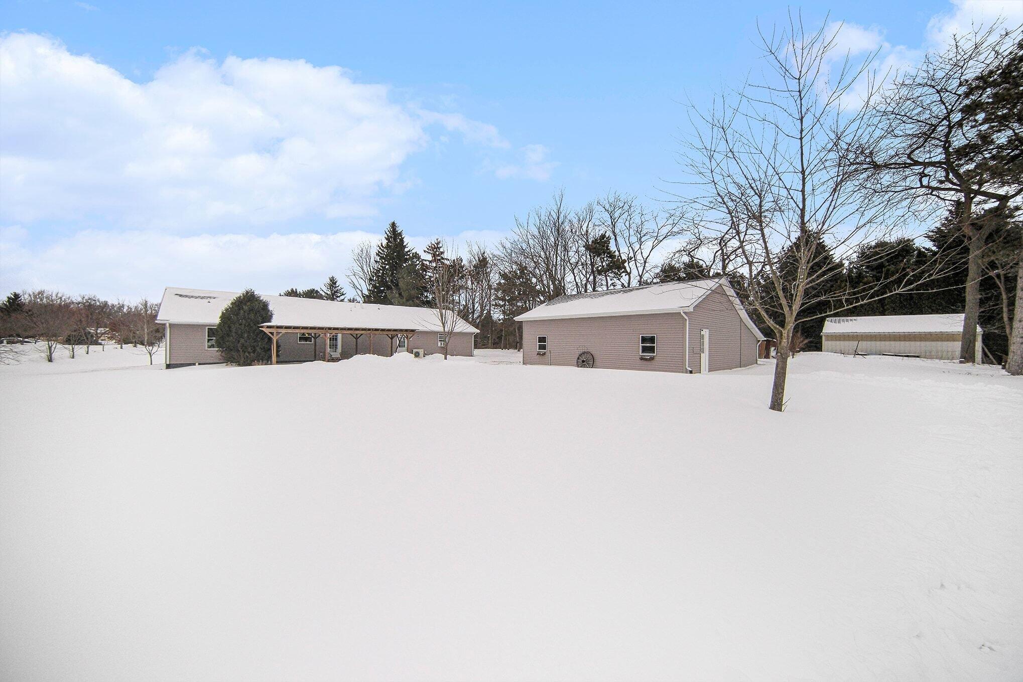 4387 East Berry Road Pleasant Lake, MI 49272 - Photo 29 of 31 26