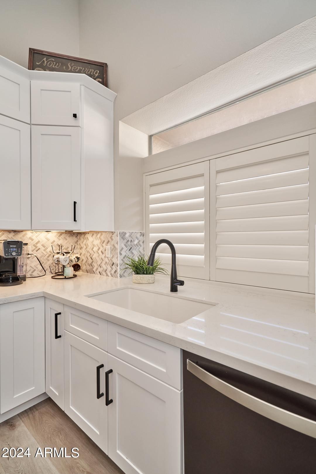 178 West El Freda Road Tempe, AZ 85284 - Photo 19 of 47 Kitchen4