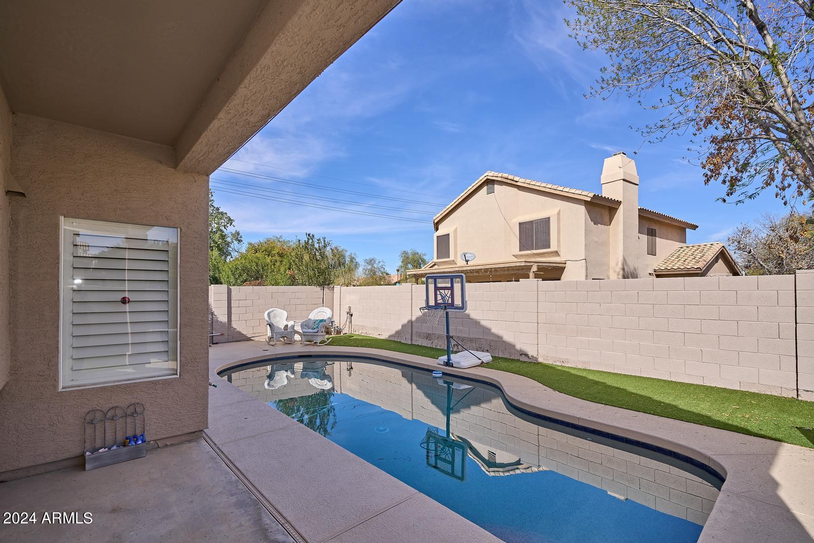 178 West El Freda Road Tempe, AZ 85284 - Photo 38 of 47 Covered Patio