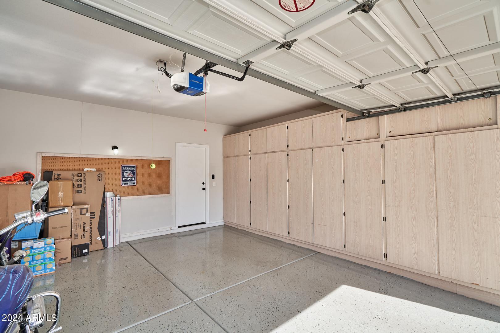 178 West El Freda Road Tempe, AZ 85284 - Photo 42 of 47 Garage