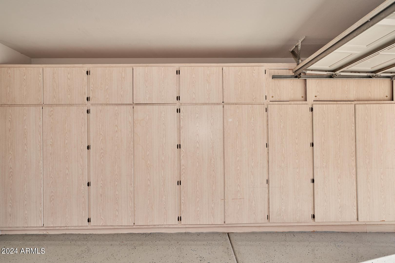 178 West El Freda Road Tempe, AZ 85284 - Photo 43 of 47 Garage-Built in Cabinets
