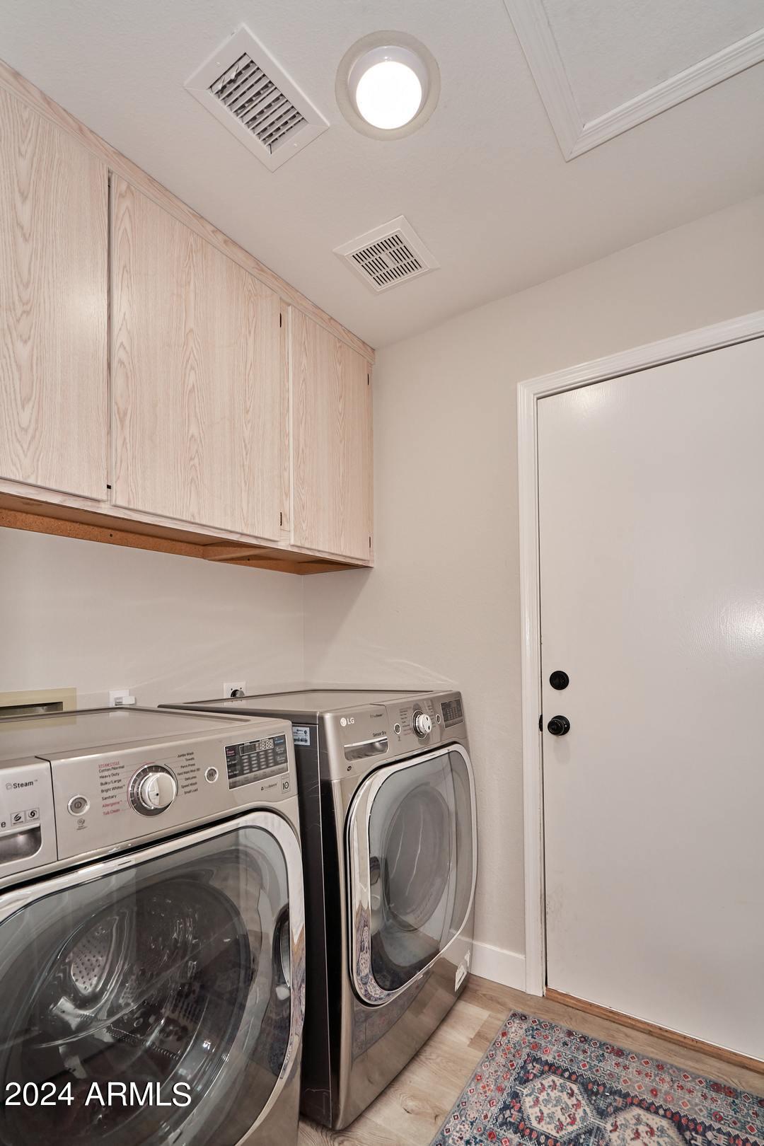 178 West El Freda Road Tempe, AZ 85284 - Photo 44 of 47 Laundry Room
