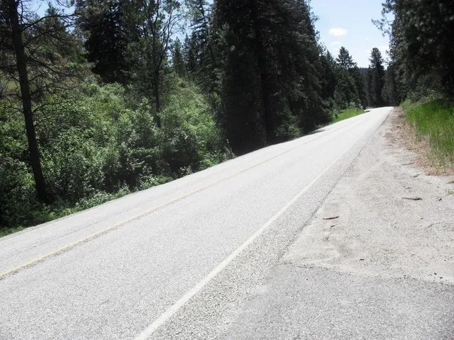 $1,110,000 | 3850 North N Highway, Northport, WA 99157